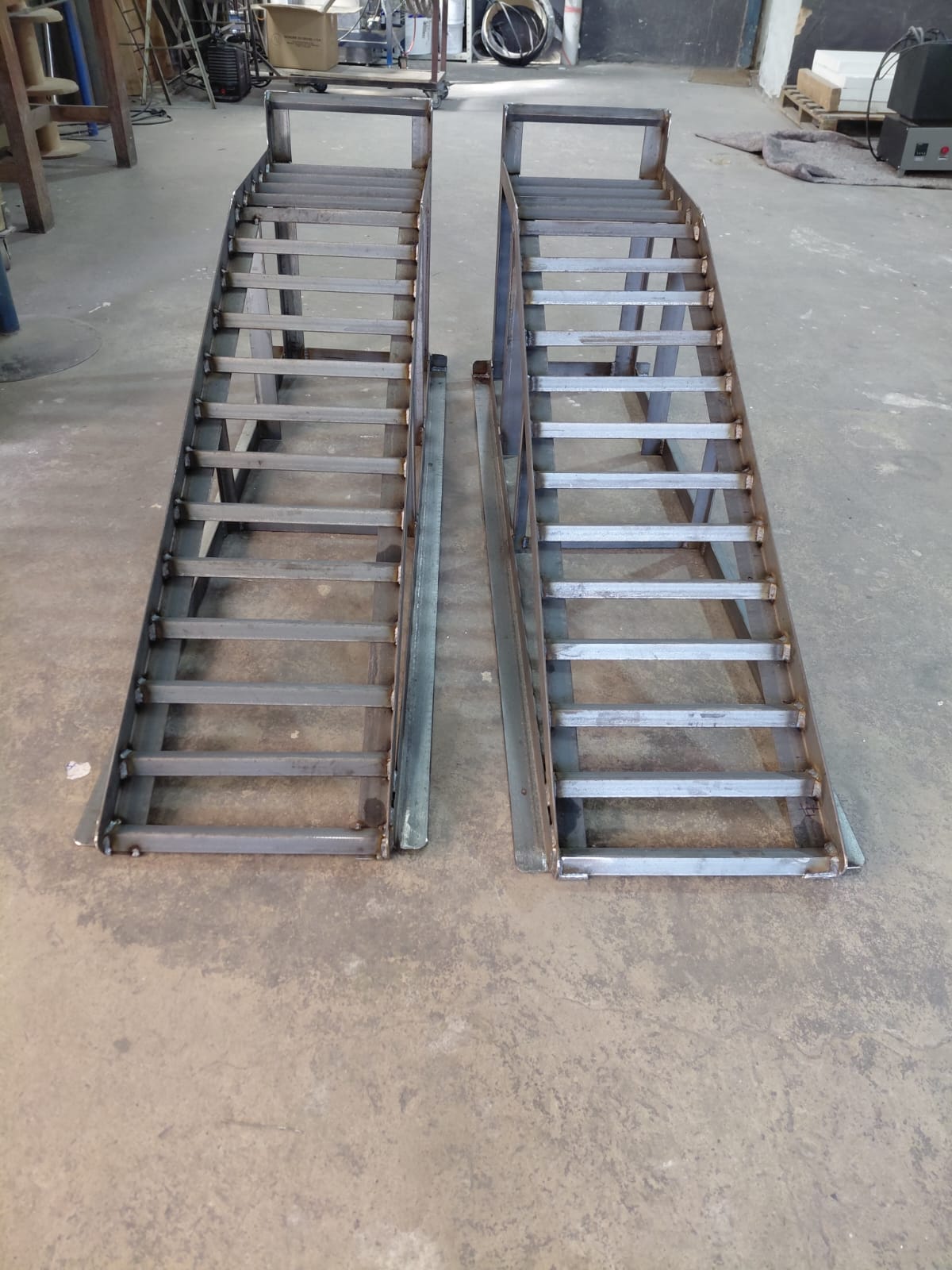 Oficina da Solda - Rampa Elevatória Veicular