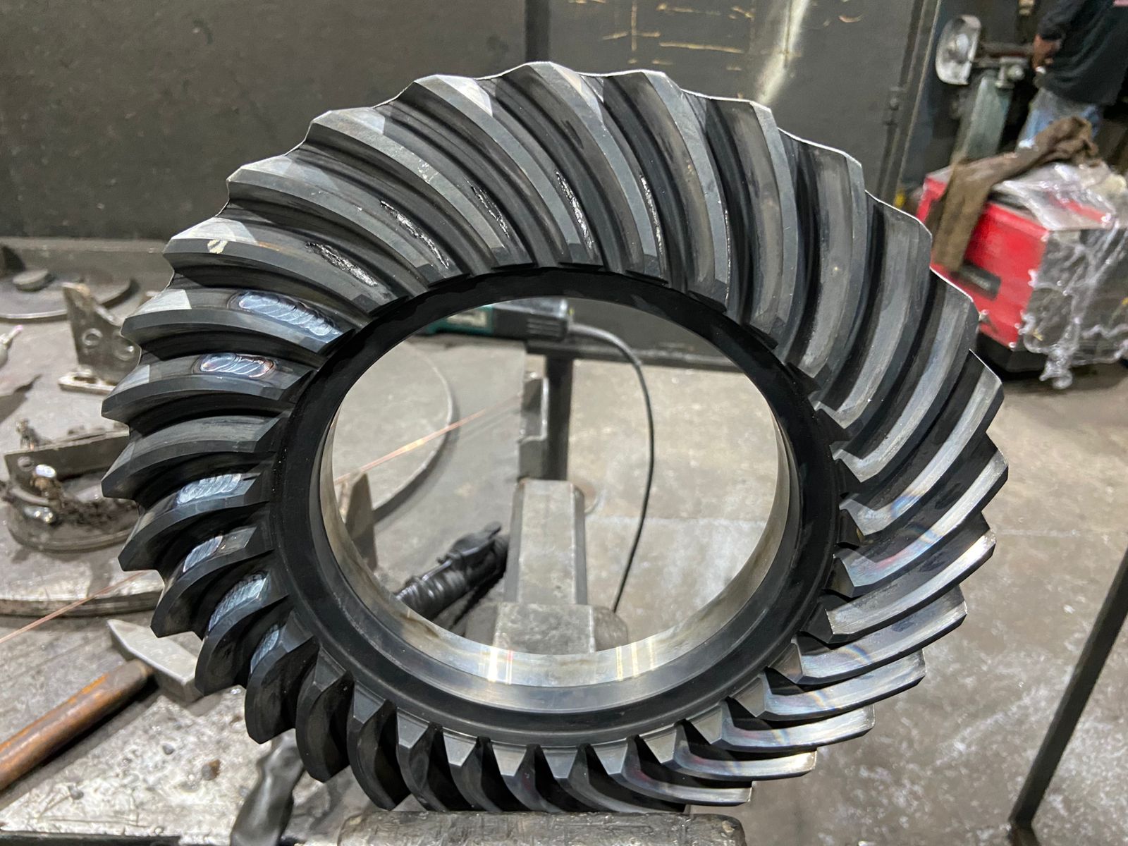 Oficina da Solda - Recuperação de Engrenagens